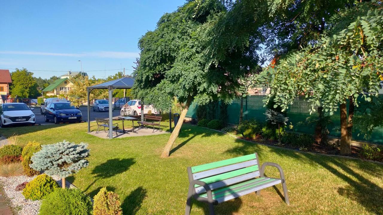 Apartament Guner Bełchatów Esterno foto