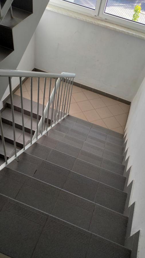 Apartament Guner Bełchatów Esterno foto