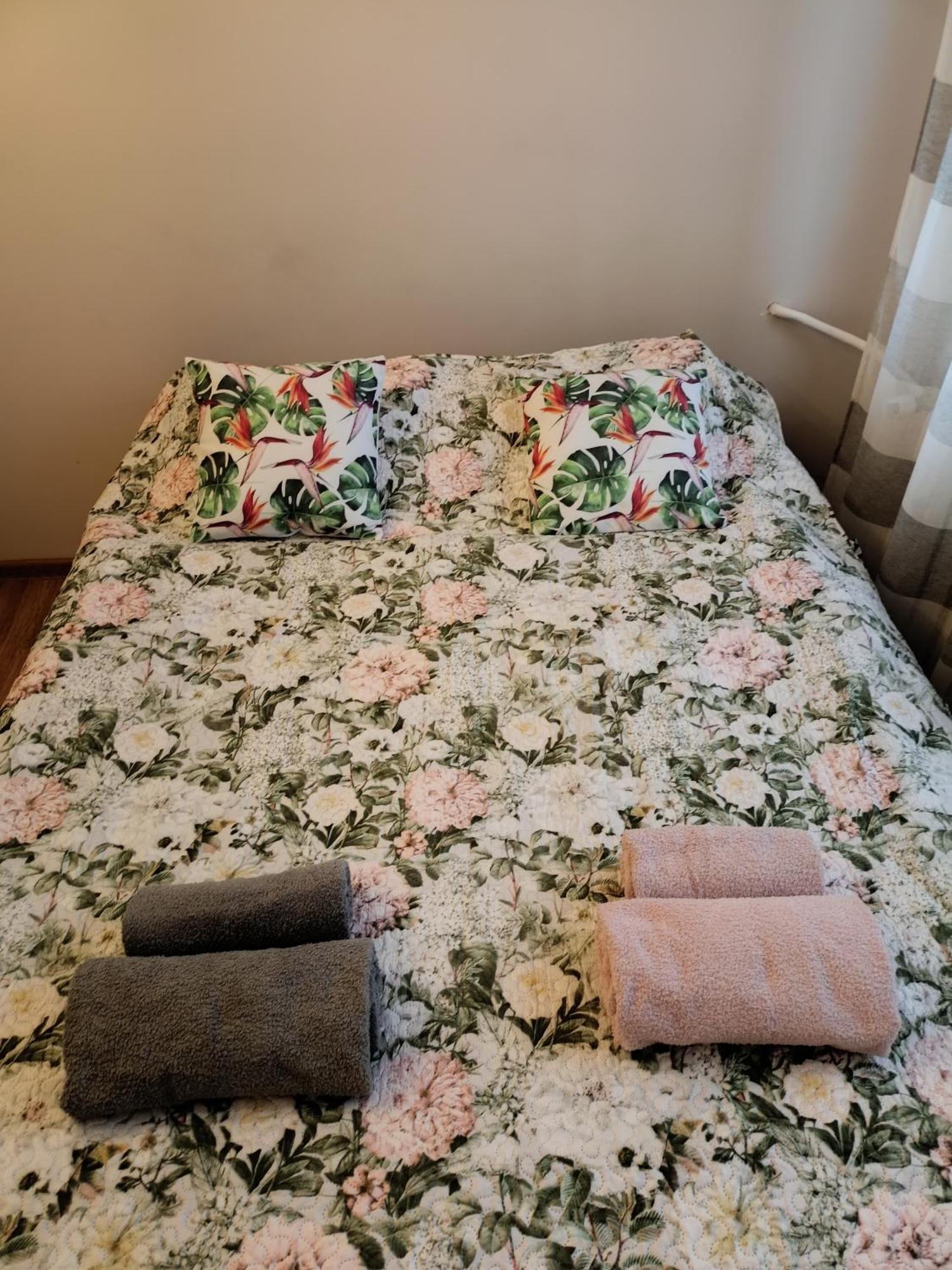 Apartament Guner Bełchatów Esterno foto